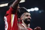 英联杯-利物浦4-0总比分4-1逆转热刺进决赛 萨拉赫传射范迪克破门