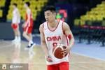 三分三连击成亮点！高诗岩全场贡献11分2板 但也有多达6次失误
