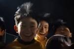 青岛西海岸梯队少年们为U23国足送祝福：我们也想为国争光！