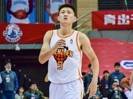 媒体人：史密斯45分而新疆4外援才46分 周鹏关键三分堪称定海神针