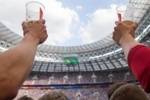 英媒：世界杯期间为18-21岁子女买酒的父母 在美国某些州可能入狱